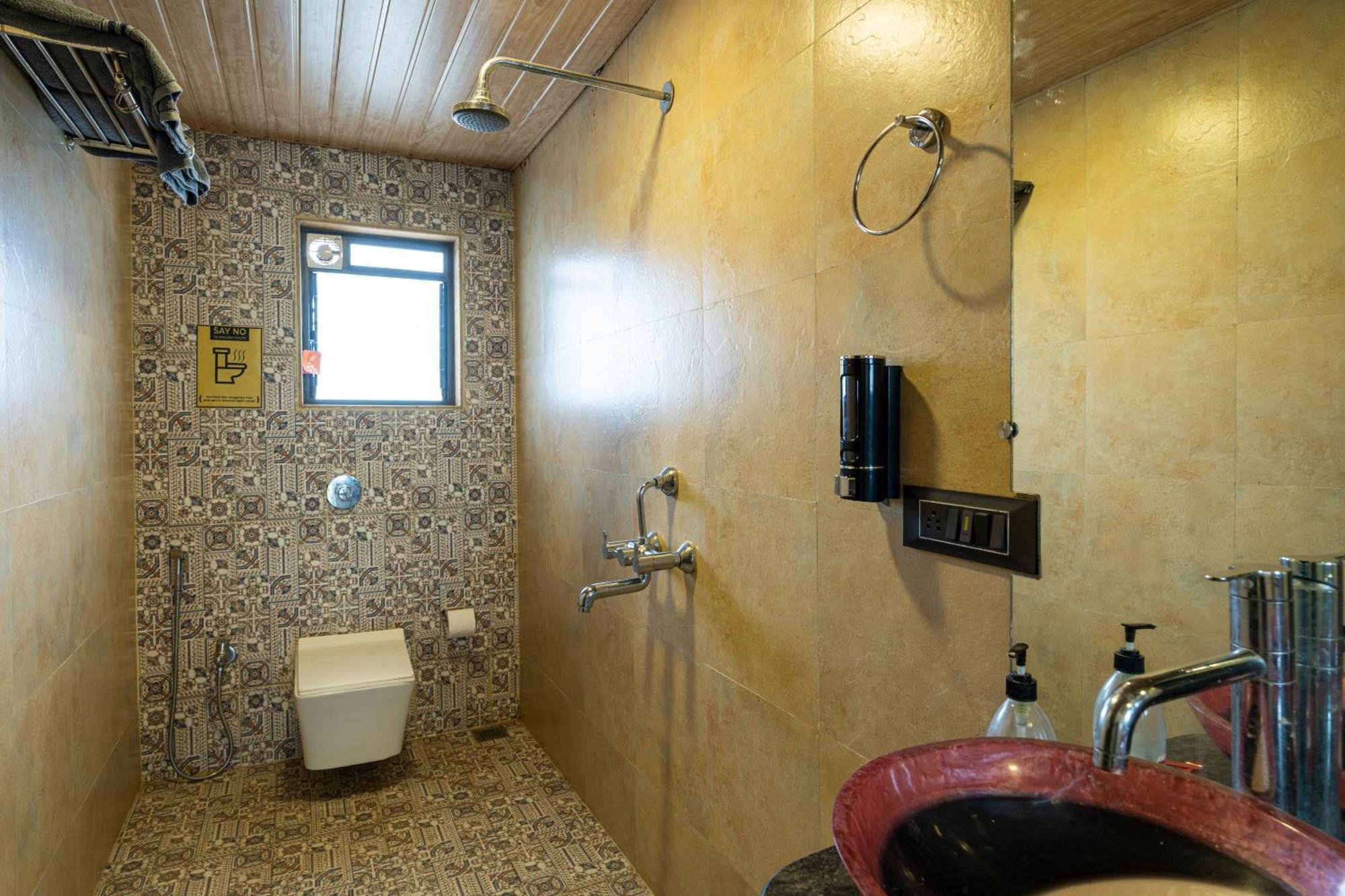 The Hosteller Kasol, Riverside Chambre photo